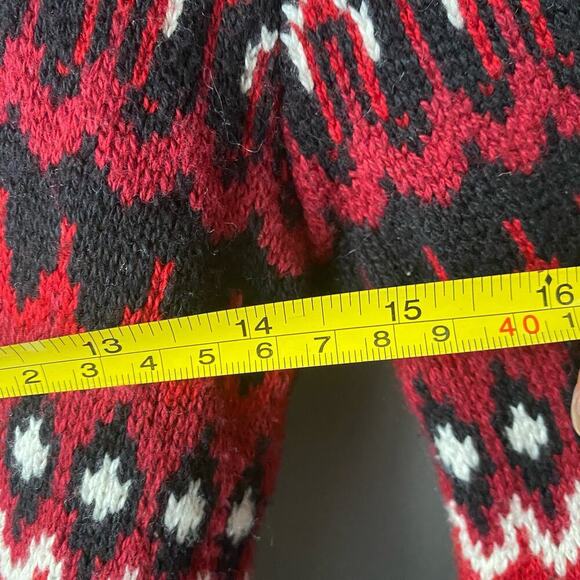 American Outfitters sz XS black red cotton/wool blend holiday sweater - Picture 9 of 10